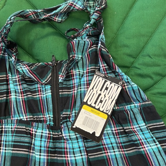 NWT VTG Volcom 90s grunge Bentley dress. Blue, pink and black plaid. Zip front - Picture 7 of 8
